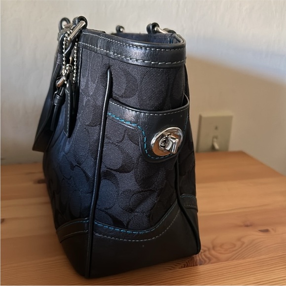 Coach Leatherware 2005 Vintage Signature Jacquard Black Handbag Teal Stitching - Picture 11 of 16
